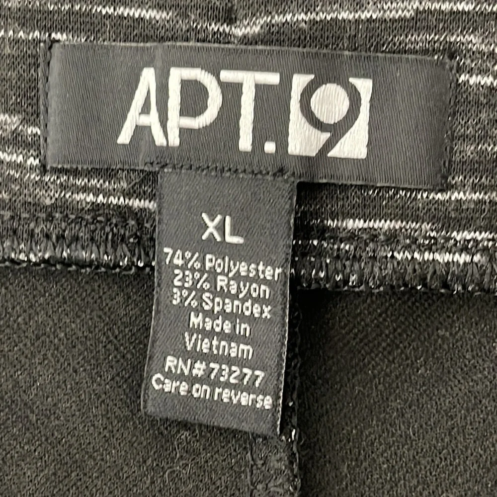 ❤️ APT 9 Fancy Skirt Size XL
